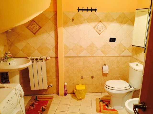 Economy Triple Room