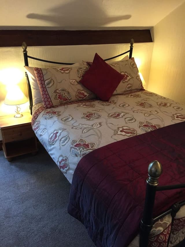 Standard Double Room, Ensuite (2nd Floor Attic)