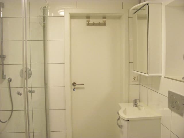 City Twin Room, Private Bathroom, City View (5)