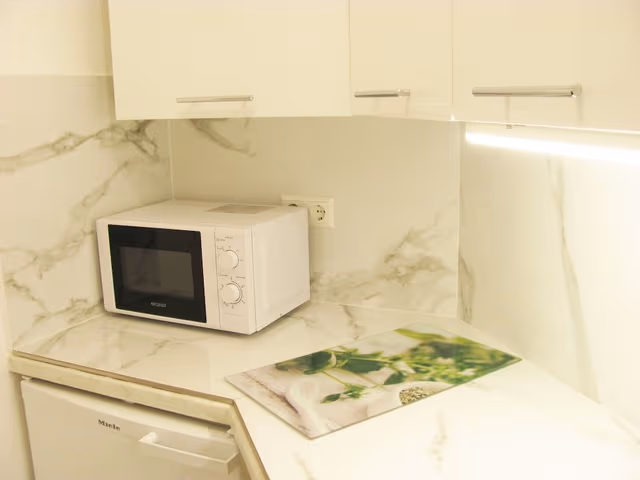 City Twin Room, Private Bathroom, City View (5)