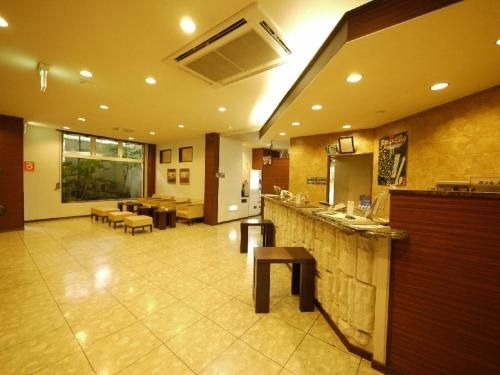 โฮเต็ล รูธ อินน์คอร์ทอินา (Hotel Route Inn Court Ina)1