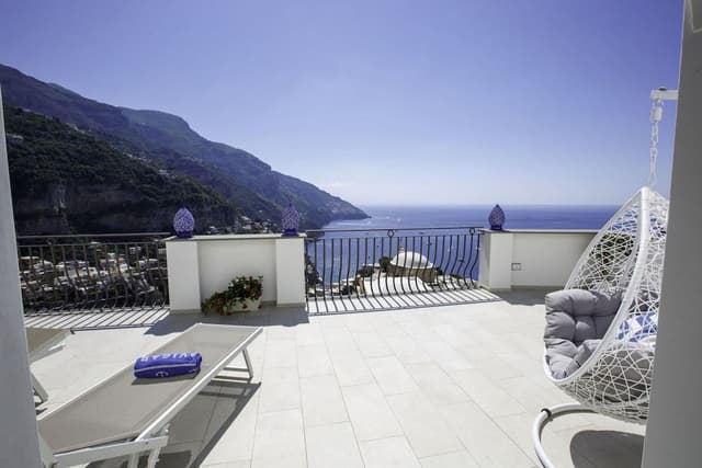 Villa, Smoking