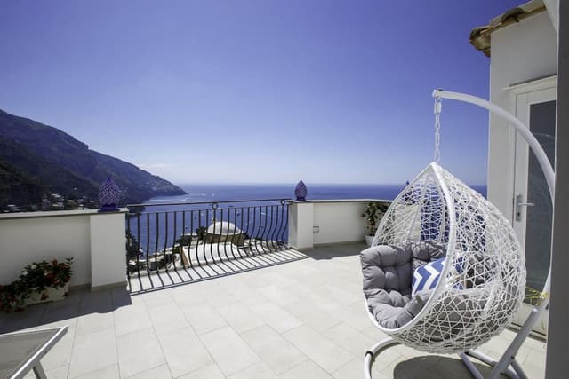 Villa, Smoking
