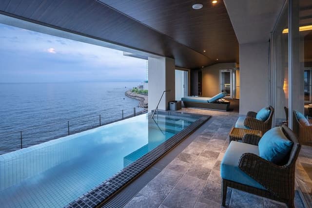 Junior Suite with private pool - New Building - NonSmoking (PS type)