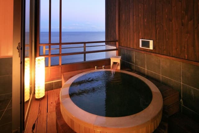 Luxury Suite Room with Open-air Bath (TYPE O)