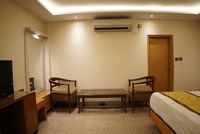 Royal Room