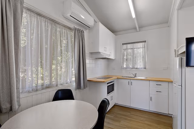 Two Bedroom Cabin (5 Berth)