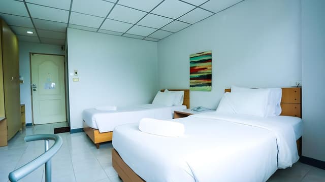 Twin Bed