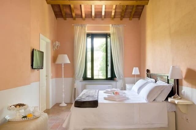 Room, Multiple Beds