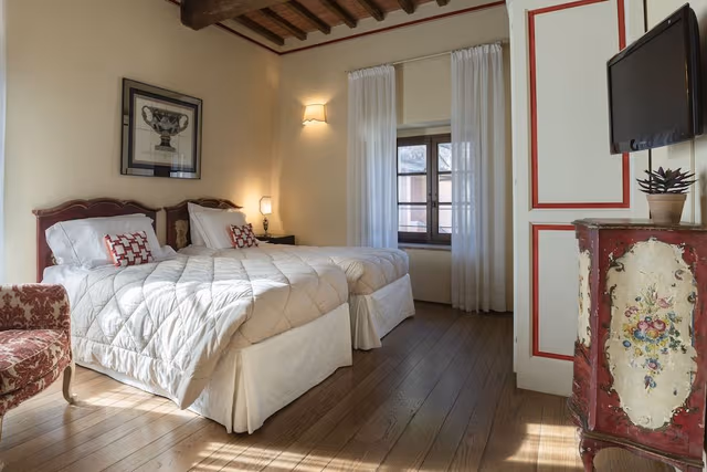 Room, Multiple Beds