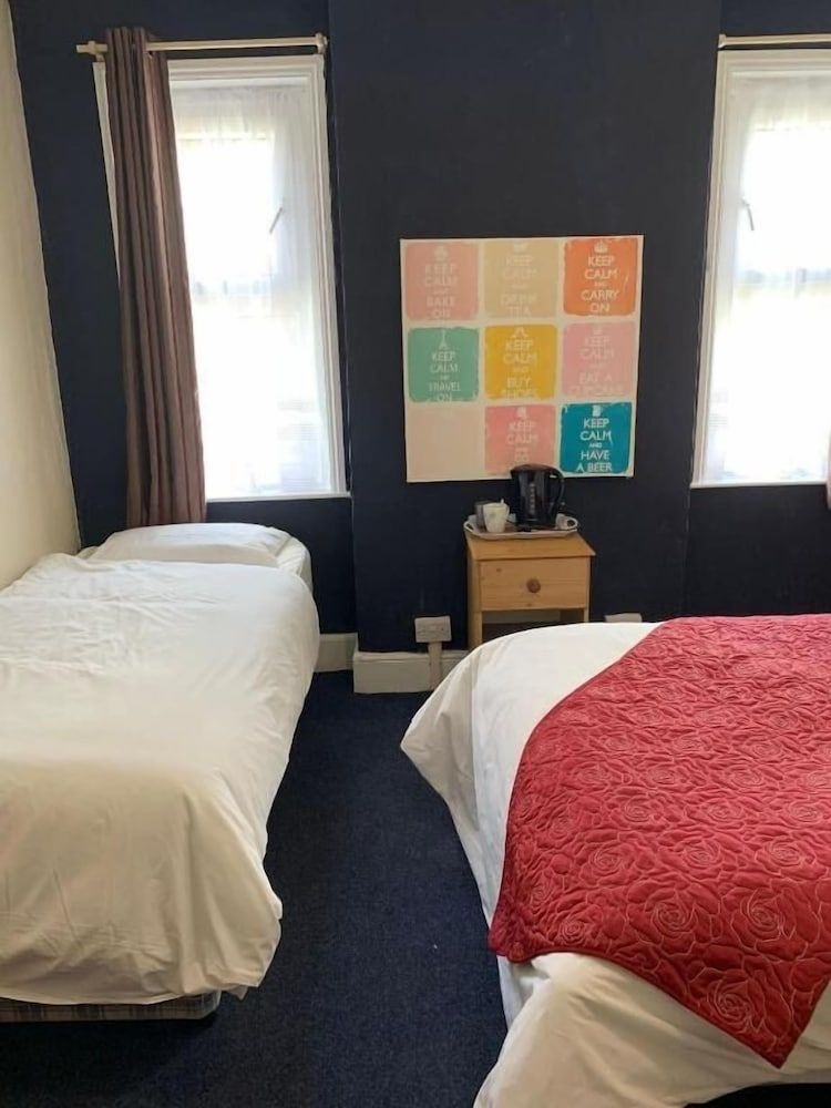 Beacharbour Guest House2
