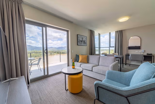 Apartment, 2 Bedrooms, Balcony, River View