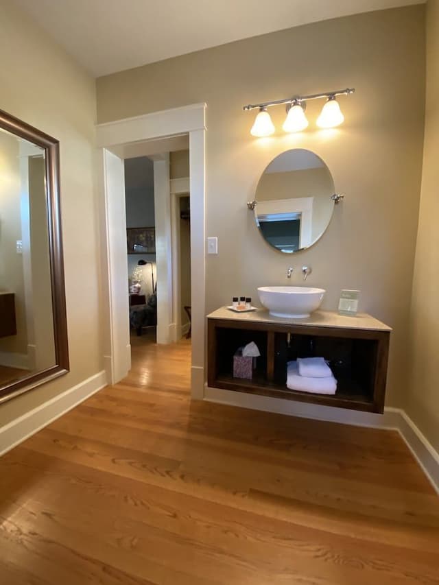 Room, 1 Queen Bed, Kitchenette