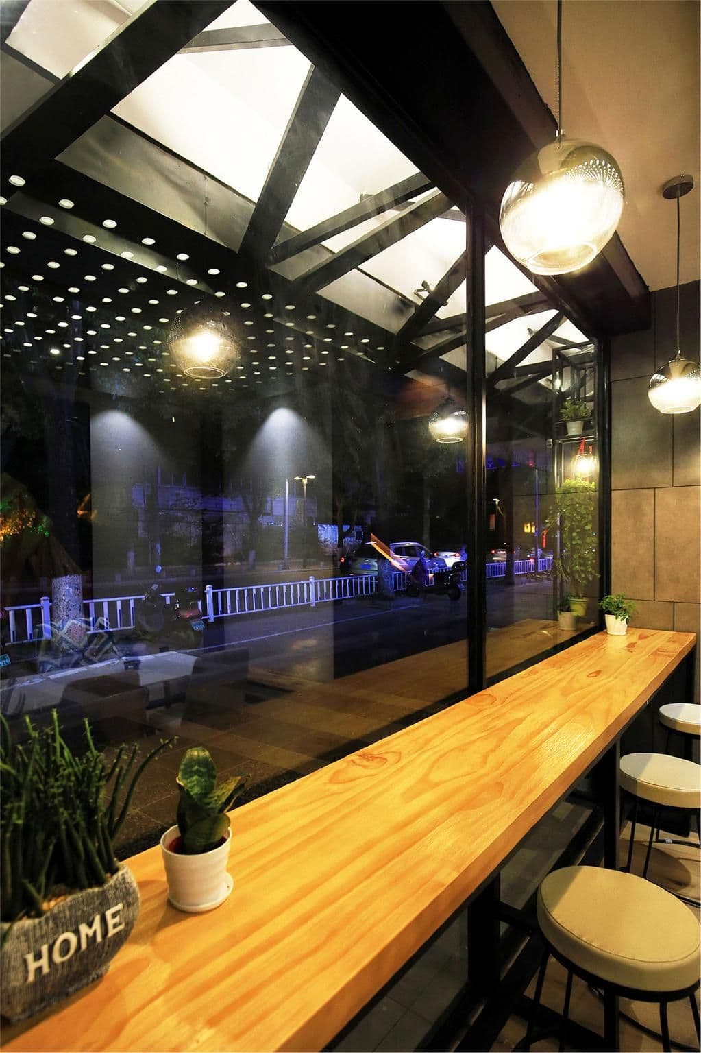 โรงแรมวัน การัต โรงแรมวัน การัต