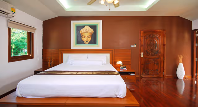 4 Bedroom Villa