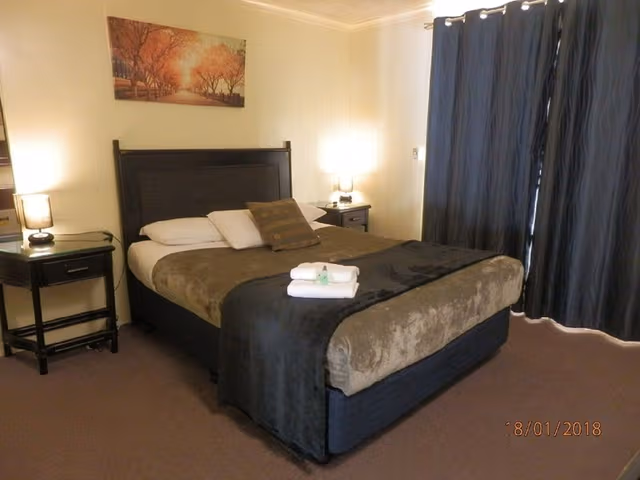 Queen Suite
