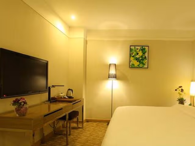 Standard King Room
