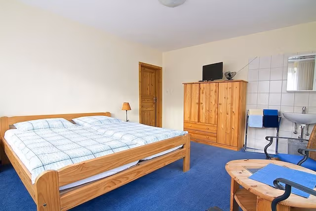 Basic Triple Room