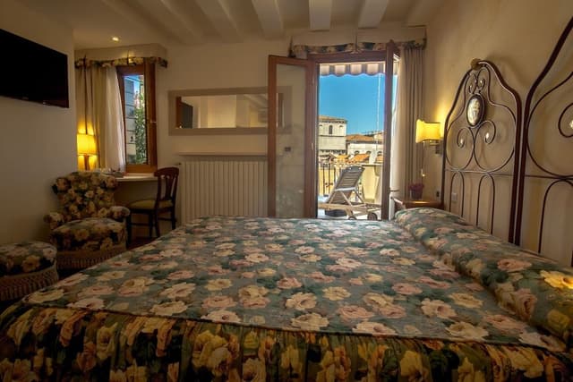 Exclusive Room