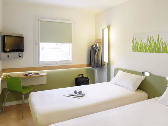 Standard Room, 2 Twin Beds