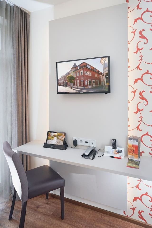 Classic Single Room
