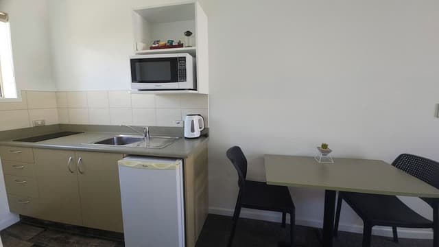 Deluxe Studio Apartment