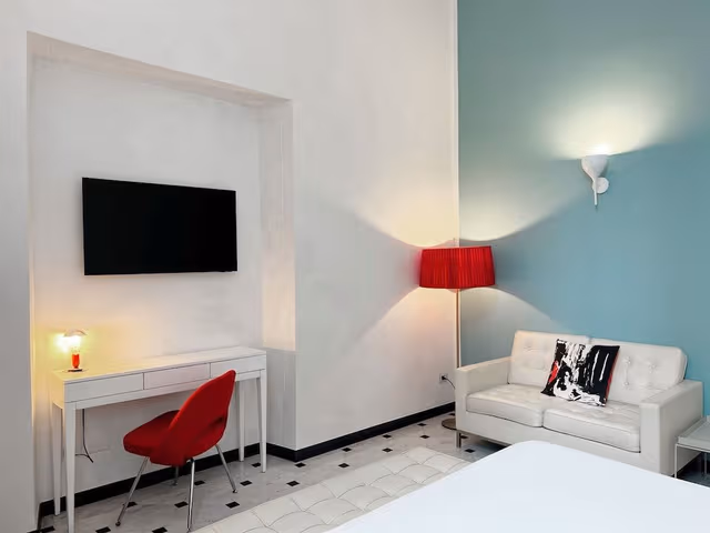 Junior Suite (2 Adults)