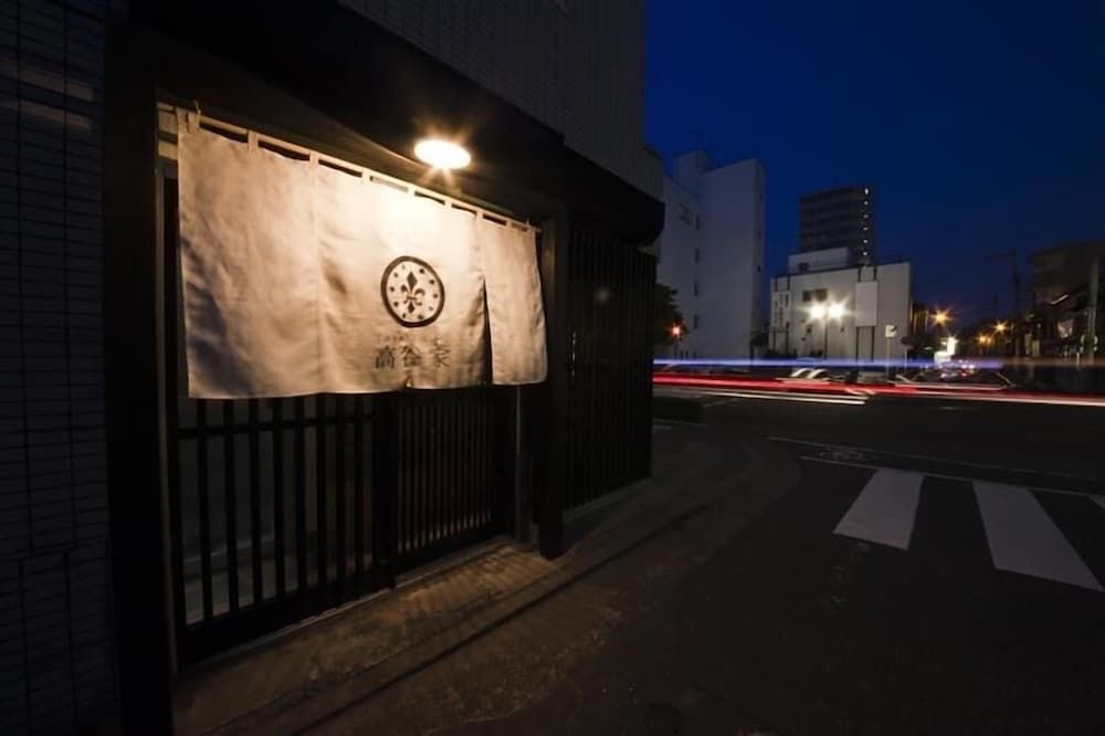 Hakata Gofukumachi Hostel Takataniya1