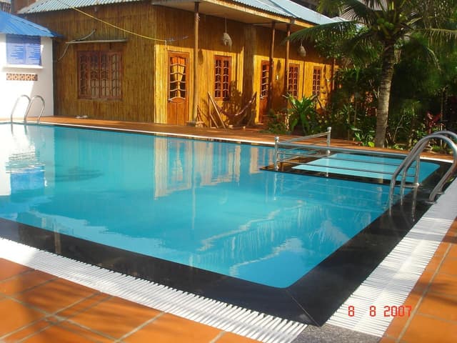 Garden View Bungalow