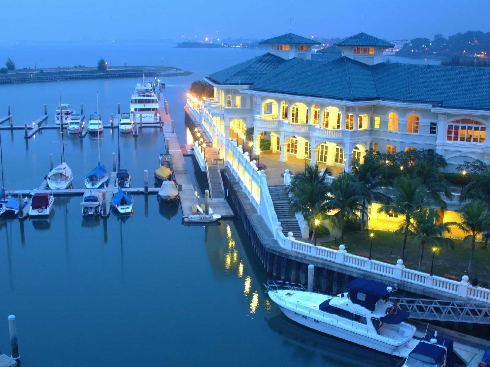 Avillion Admiral Cove Hotel