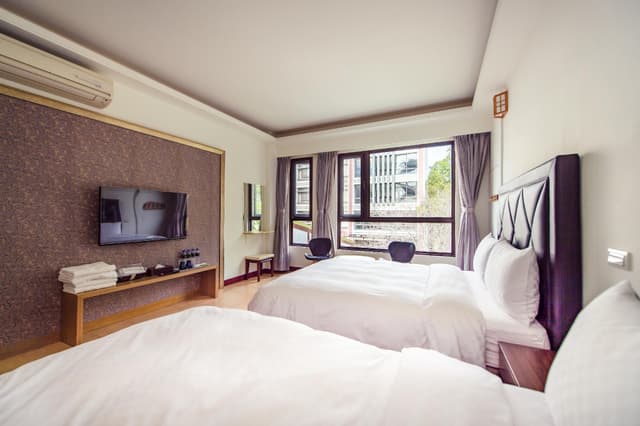 Garden View Quadruple Room