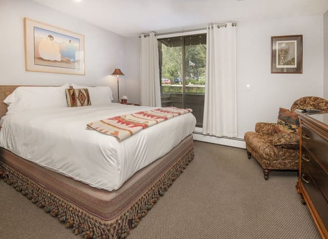 Condo, 4 Bedrooms