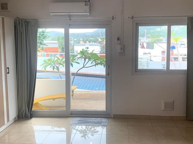 Superior Double Room with Pool Access