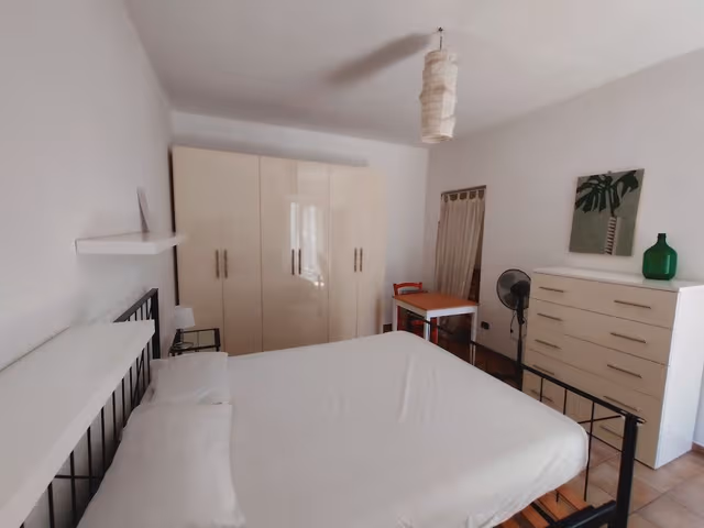 Bedroom with double bed