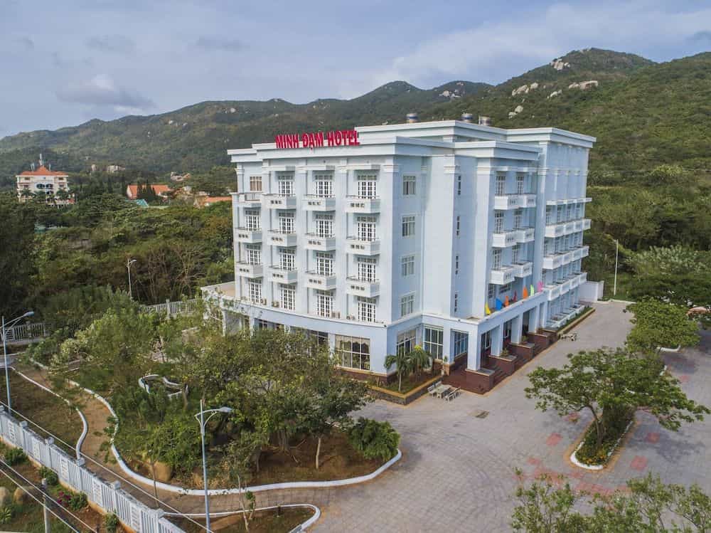 Minh Dam Hotel