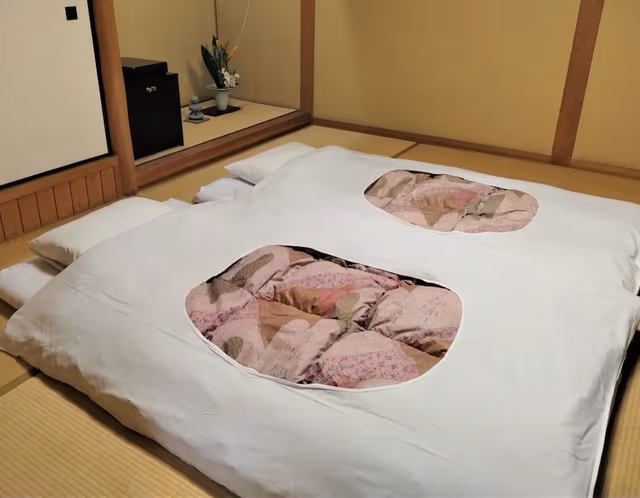 Connecting Japanese Room with Open-air Bath
