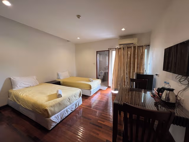 Studio Twin Room