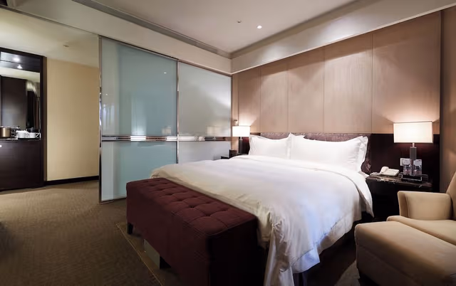 Eagle Suite