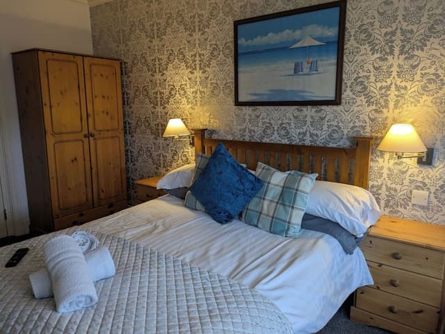 Family Room, Ensuite (2 adults + 1 child)