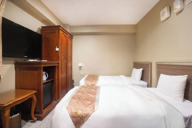 Deluxe Twin Room
