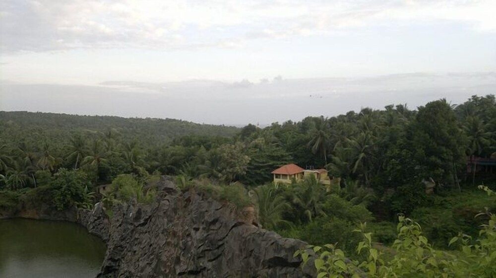 Ganesh House Homestay0