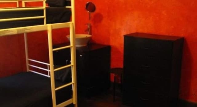 Room (4 bed female dorm)