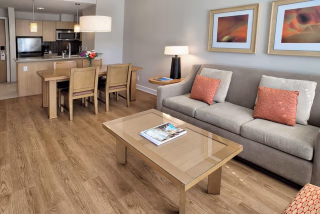 Suite, 2 Bedrooms, Lake View