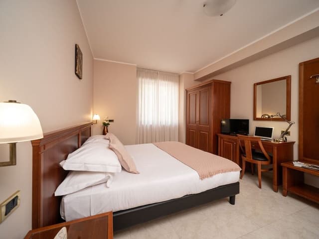 Superior Triple Room (Letto Matrimoniale e 1 Letto Singolo)