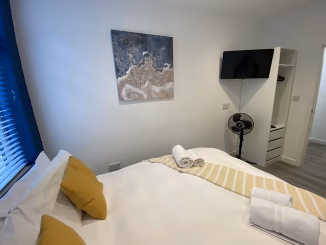 Apartment, Private Bathroom (Bairstow Room 1/2)