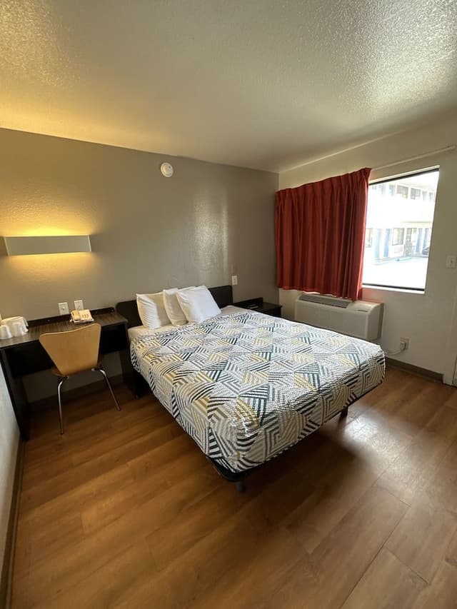 Standard Room, 1 Double Bed, Accessible, Non Smoking