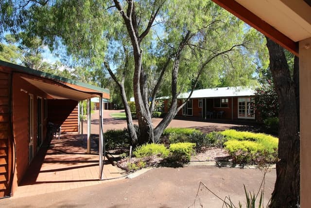 One Bedroom Cottage