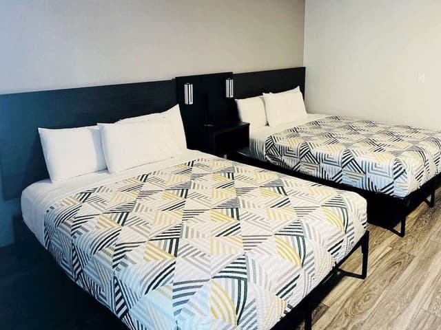 Standard Room, 2 Queen Beds, Accessible, Non Smoking