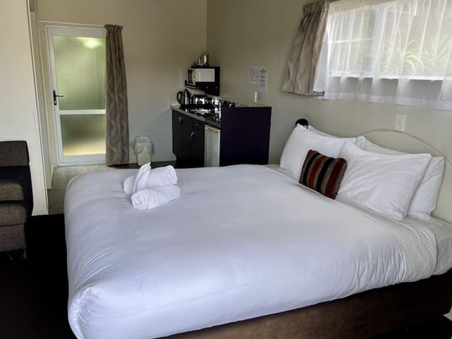 Standard Studio (Ground Floor Suite)