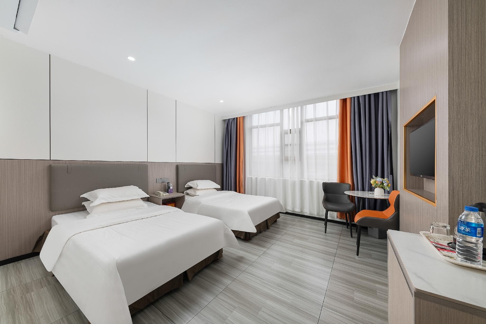 โรงแรม เหรินเหอ กู๊ดอีสต์ (Renhe Good East Hotel)3